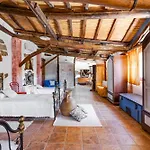 Orgoai Villa *